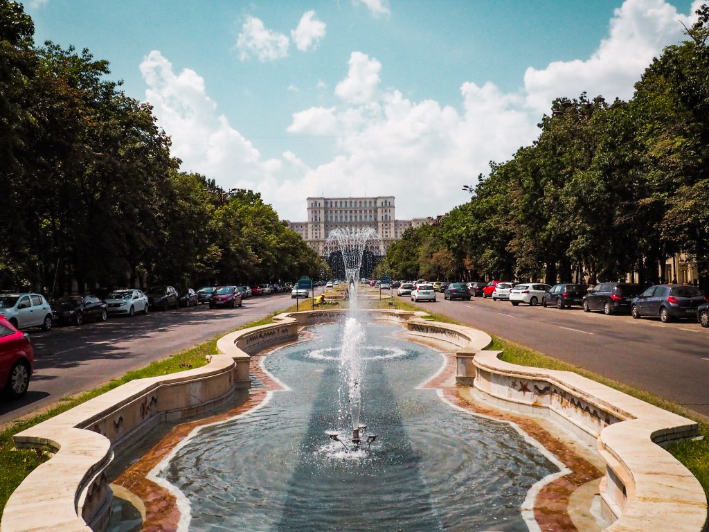 Nicolae Ceaușescu, Ceaușescu, parlement, parlementspaleis, Boekarest, Roemenië, hoofdstad