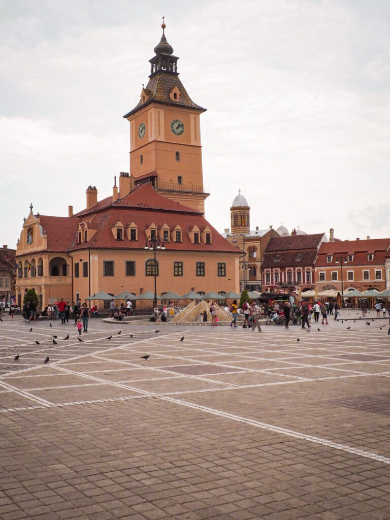 Braşov, Roemenië, plein, kerk