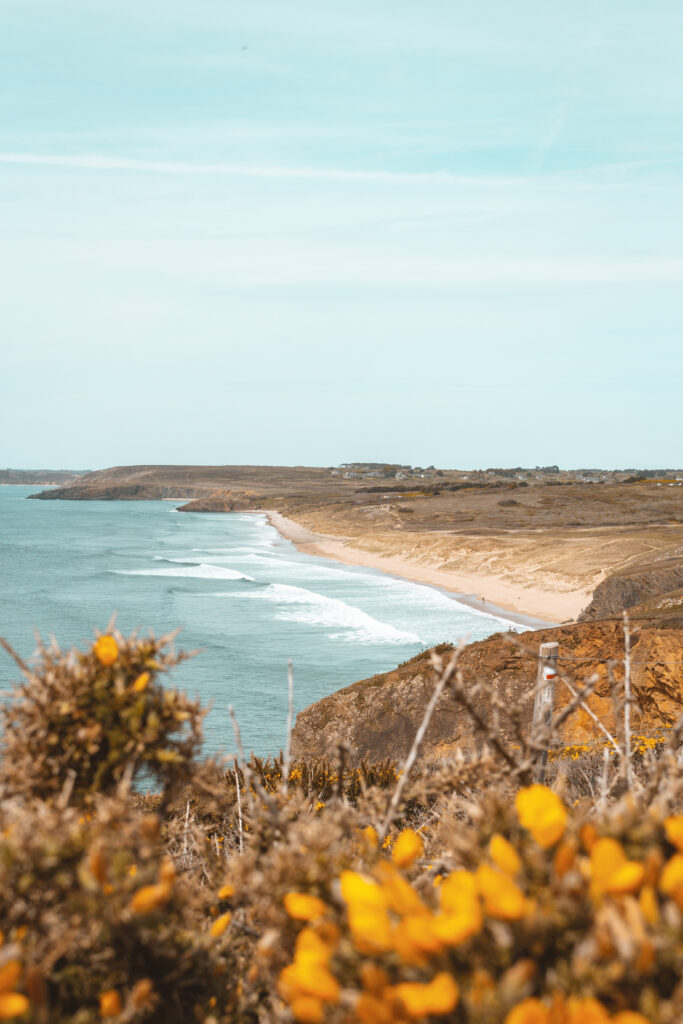 Surfen, surf, Frankrijk, France, vakantie, roadtrippen, auto, kamperen, kust, strand, genieten, golven, zon, zee, Bretagne, zuid Frankrijk